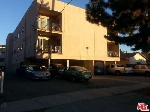 Building Photo - 5252 Hermitage Ave