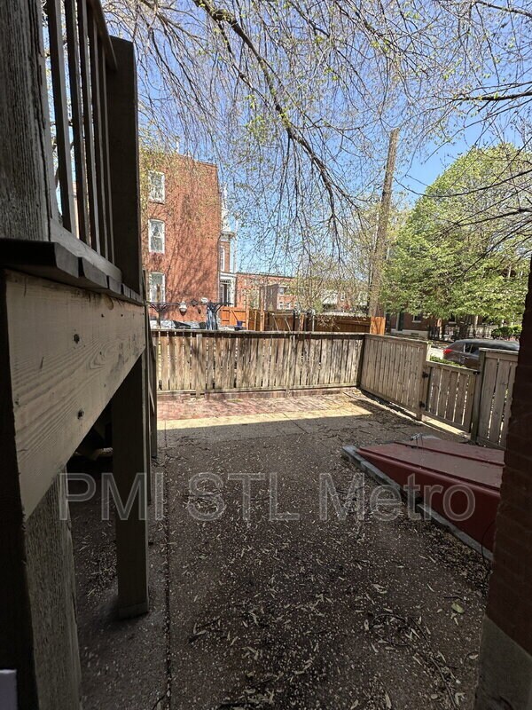 Foto del edificio - 1301 Ann Ave