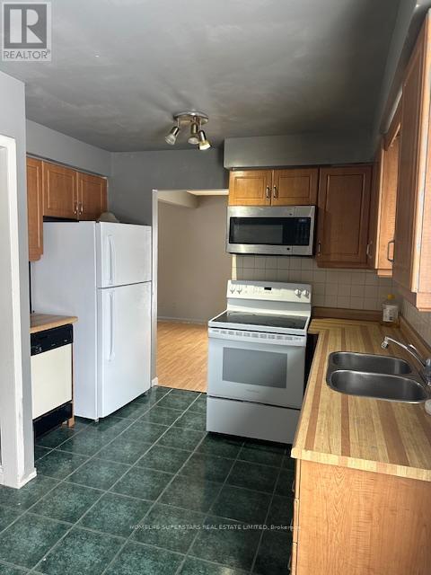 Building Photo - 26 Harman Dr