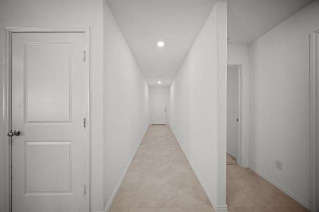 Building Photo - 2402 Mobile St