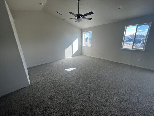 Foto del edificio - Newer Construction, Edgewood Plan