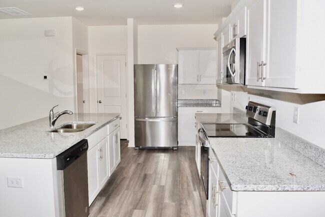 Building Photo - 309 Spaight Acres Way