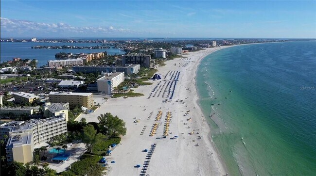 Foto del edificio - 8001 Gulf Blvd
