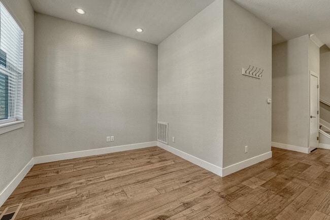 Foto del edificio - 534 S Lincoln St