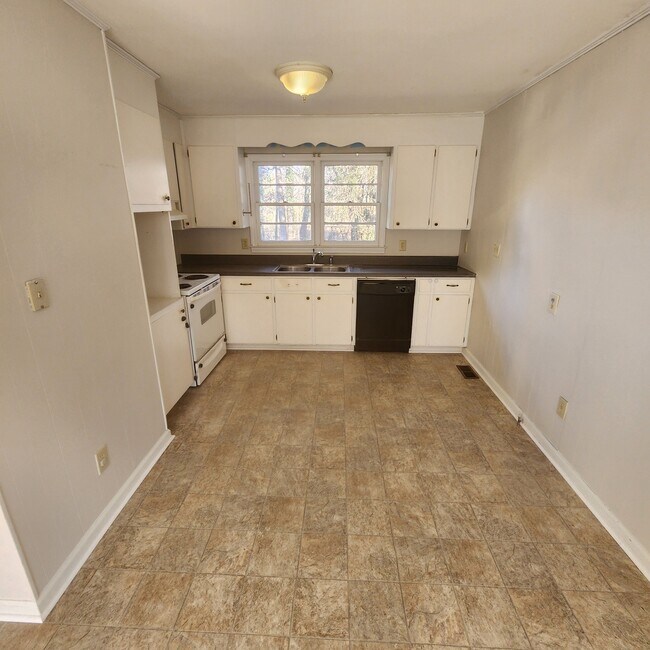 Foto del edificio - 60 Stallings Rd