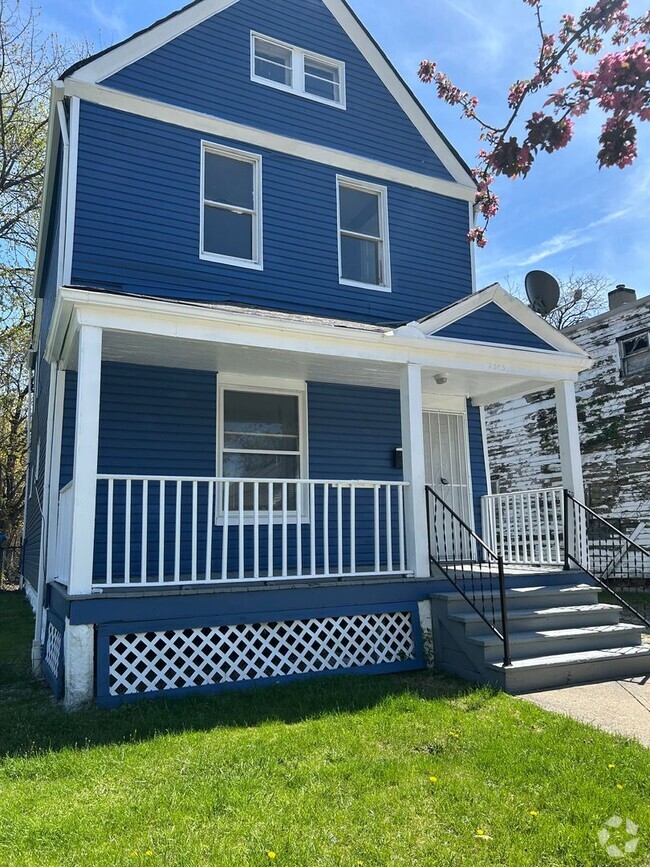 Building Photo - 2345 E 76th St