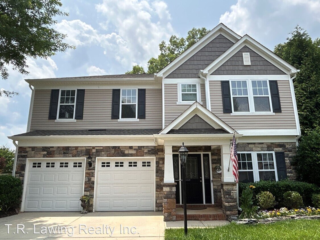 4 br, 3.5 bath House 4406 Overbecks Lane House for Rent in Waxhaw