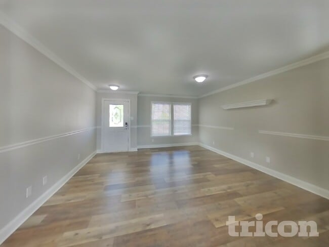 Building Photo - 404 W Warrior Ct