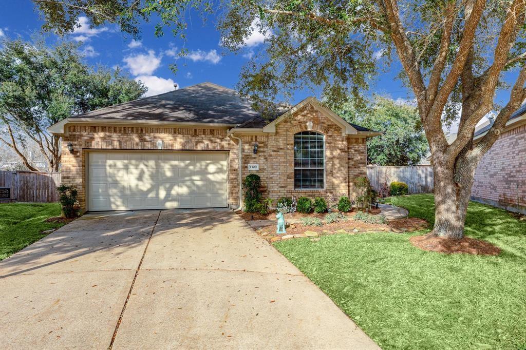 Primary Photo - 1309 Modena Dr