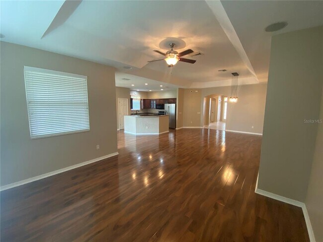 Building Photo - 898 Moses Loop
