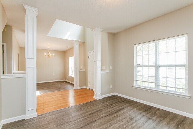 Foto del edificio - 3431 Ann Franklin Ct