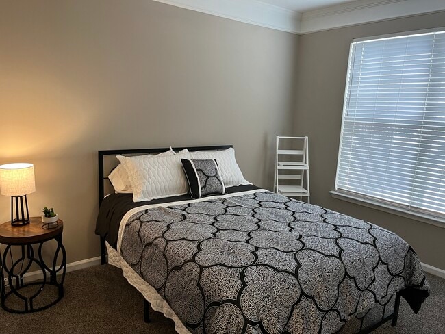 Master bedroom - The Marlowe