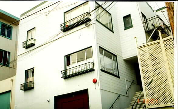 Primary Photo - 76 Deming St