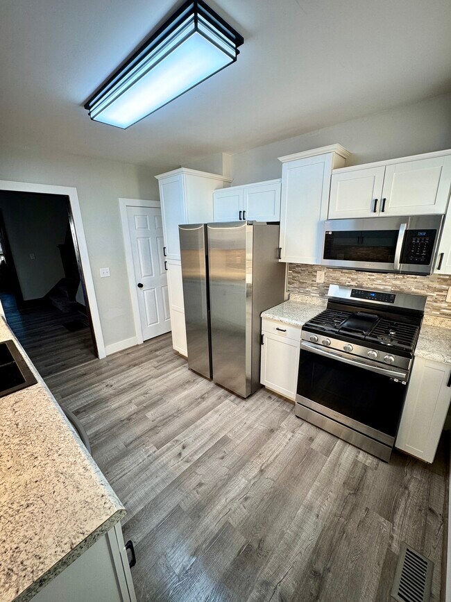 Foto del edificio - 757 N Jay St