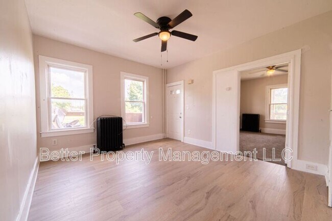 Foto del edificio - 414-416 W Park Ave