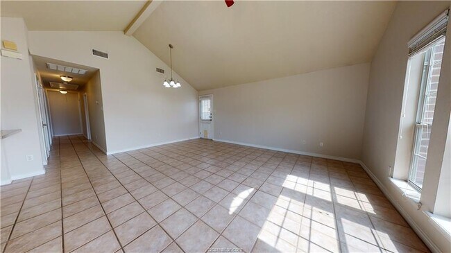 Building Photo - 1422 Western Oaks Ct