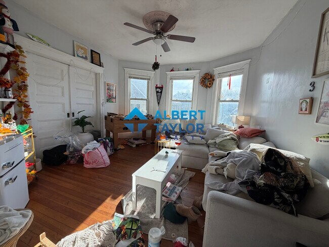 Área de estar - 45 Cherokee St