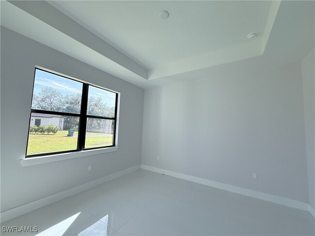 Building Photo - 2266 Desoto Blvd S