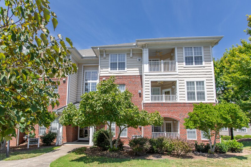 414 Glencrest Pl, Chapel Hill, NC 27514 Condo for Rent in Chapel Hill