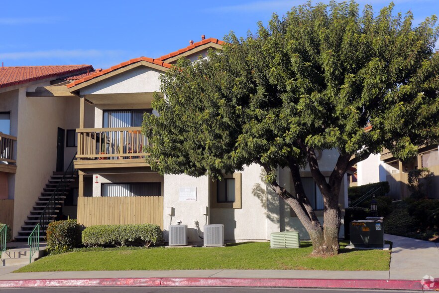 Sand Castle Apartments Rentals La Habra, CA