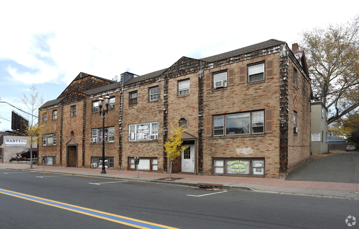 Building Photo - Somerset Apartments