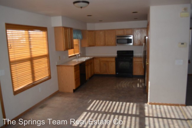 Building Photo - 5 br, 4 bath House - 5 Pistol Creek Drive