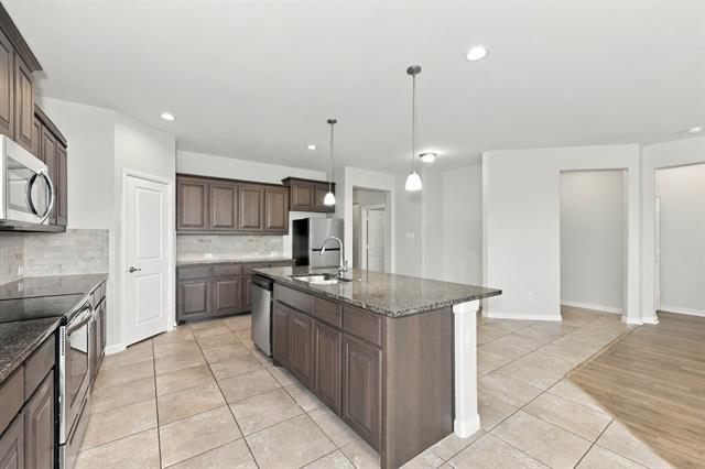 Foto del edificio - 2614 Lavender Ln