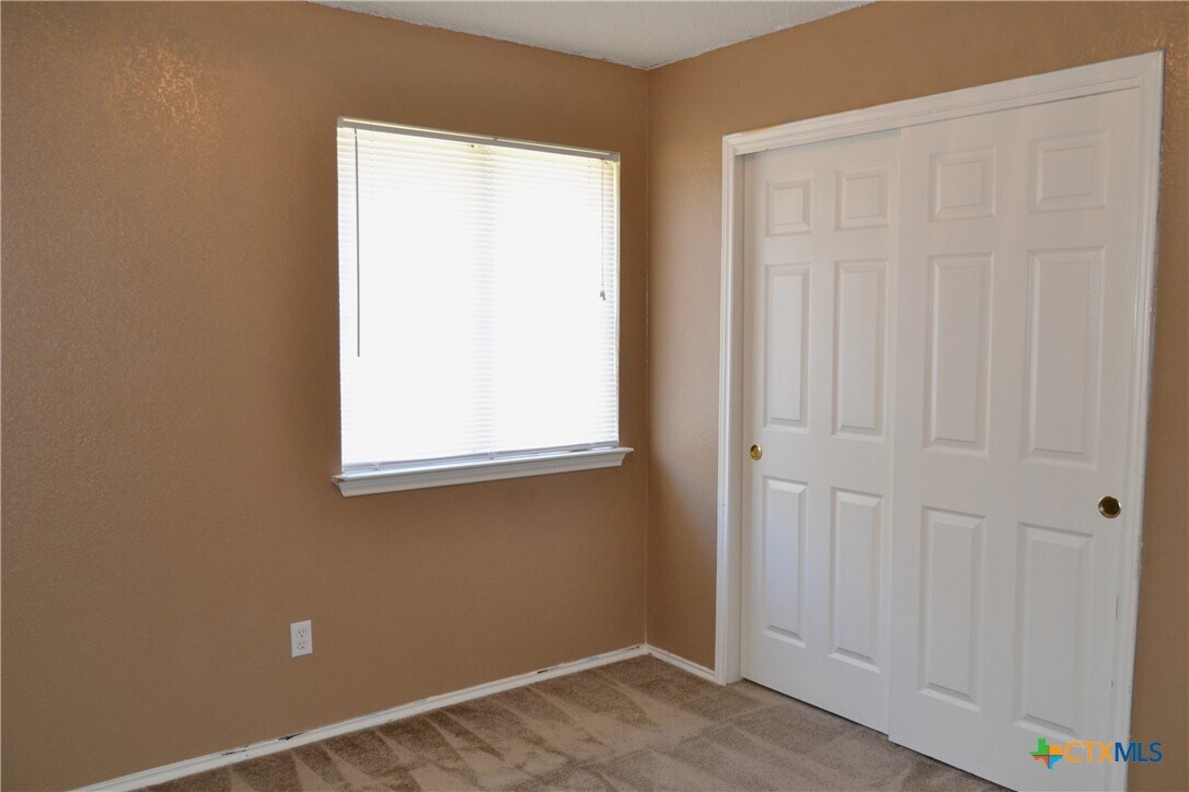 Foto del edificio - 2308 Tracey Ann Ln