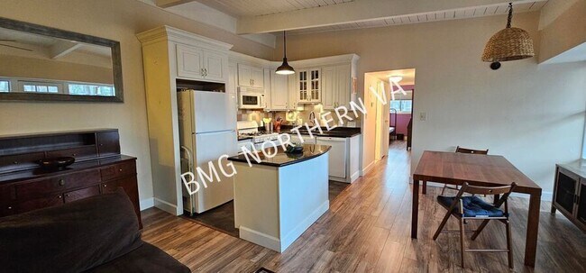 Foto del edificio - 7740 Donnybrook Ct