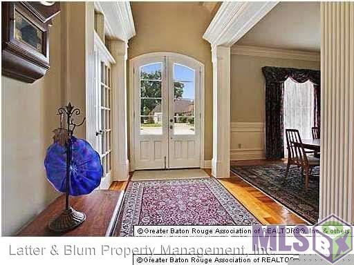 Building Photo - 17919 Pecan Shadows Dr