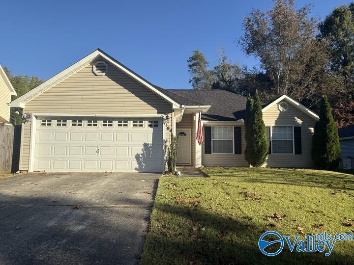 Foto principal - 104 Cypress Creek Dr