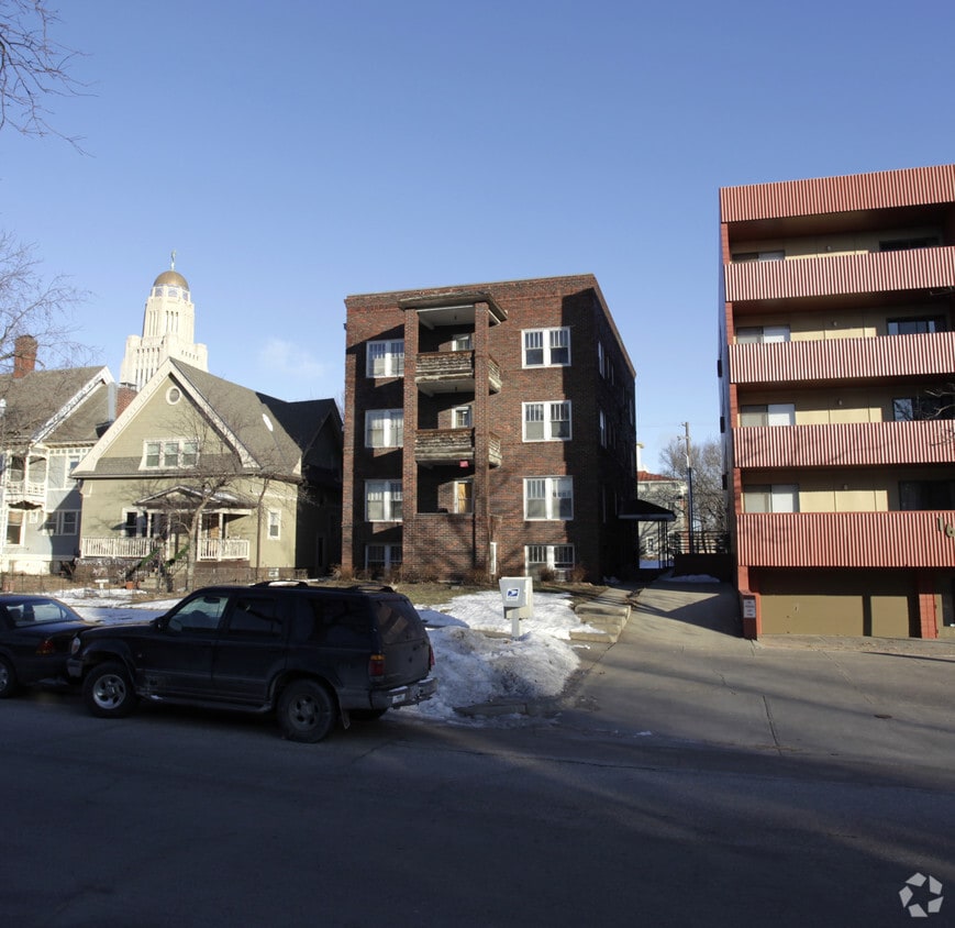 Primary Photo - 1630 G St