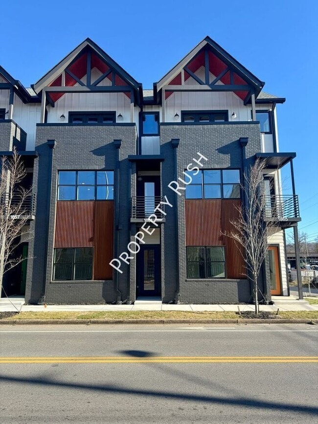 Photo - 1861 Zeta Way House