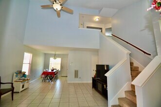 Building Photo - 3239 Beran Dr