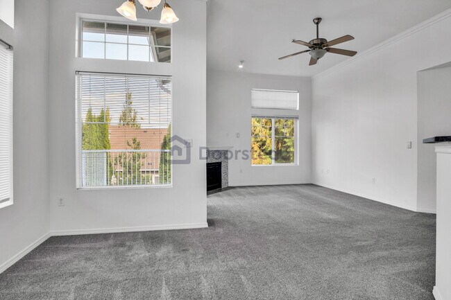Building Photo - 6432 Isaac Ave SE