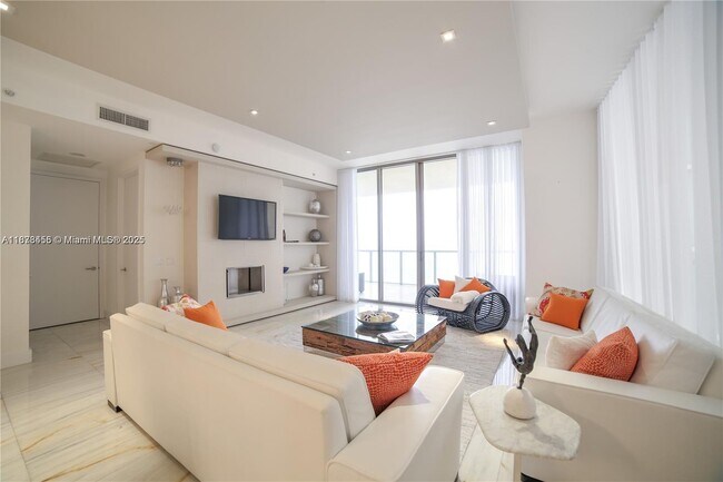 Building Photo - 9705 Collins Ave