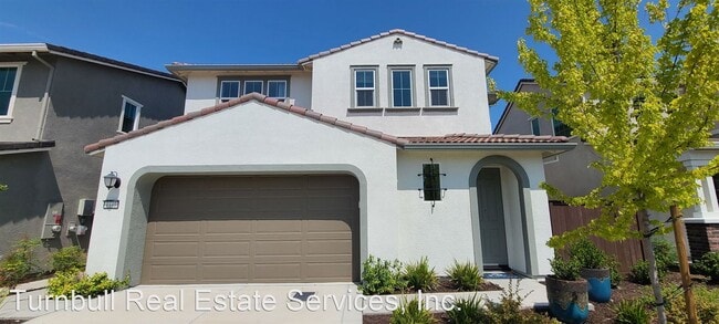 Building Photo - 3 br, 2.5 bath House - 4440 TUCKER DR