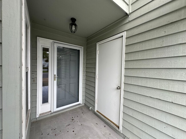 Foto del edificio - 16 Shadow Moss Pl