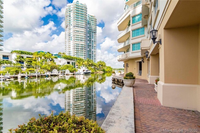 Foto del edificio - 200 Sunny Isles Blvd