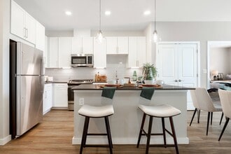 Building Photo - Parkside Providence Town Center