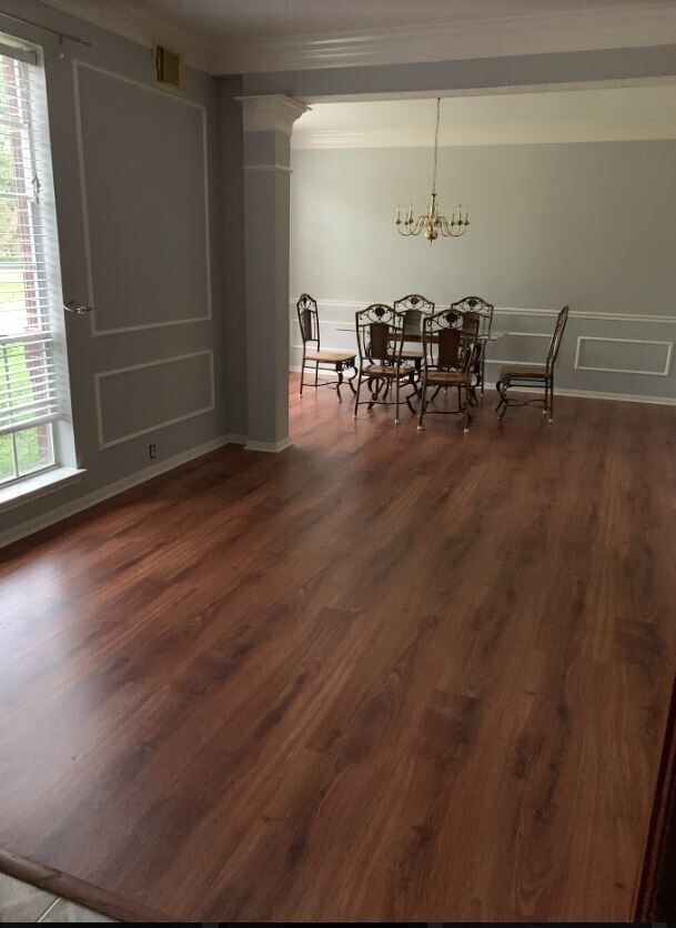 Foto del edificio - 6810 Springcrest Dr