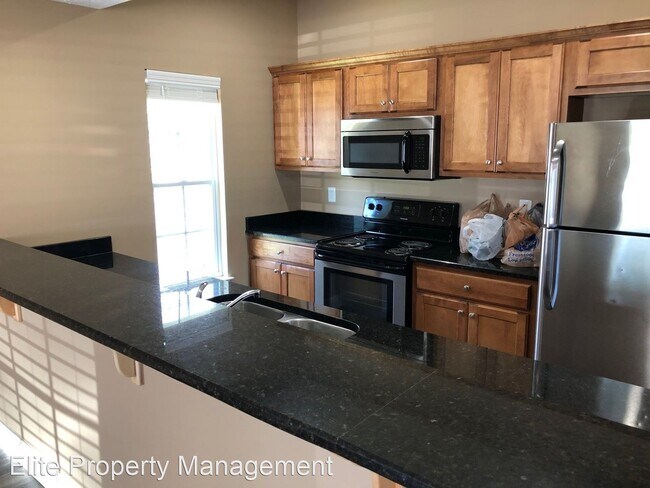 Building Photo - 4 br, 2 bath House - 1517 Kenton St.