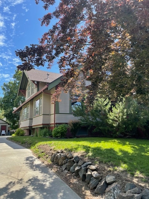Building Photo - 317 W 18th Ave