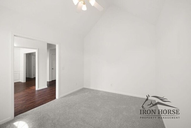 Foto del edificio - 379 Beech Hollow Trail SW