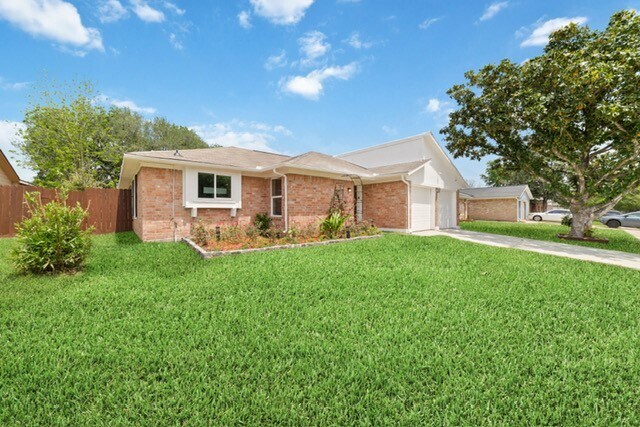 Foto del edificio - 13102 Apple Glen Ln