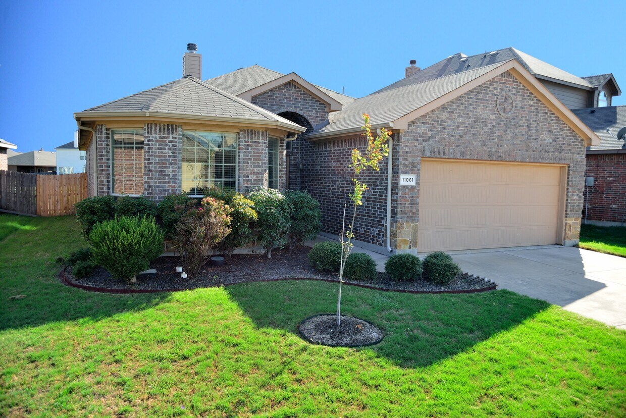 11061 Hawks Landing Road, Haslet, TX 76052 House for Rent in Haslet