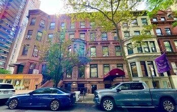 Building Photo - 24 E 80th St