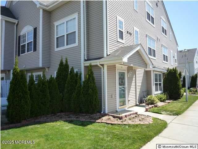 Primary Photo - 11 Fiddlers Elbow Ct