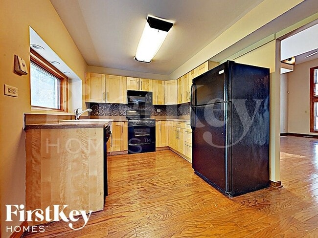 Building Photo - 2615 Moss Ln