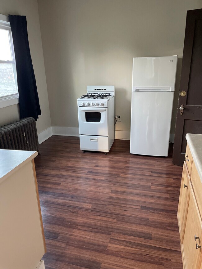 Foto del edificio - 2009 Brewerton Rd